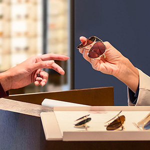 LUXOTTICA